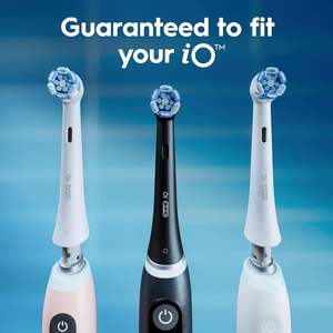 Cabezales de repuesto Oral-B IO Ultimate Clean para niños, paquete de 5, 4 para uso en hoteles y hogares, 1 para encías sensibles, color negro - Product Image 5