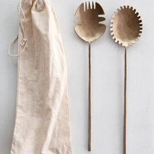 Juego de Servidores de Ensalada de Metal Único, Diseñado para Agregar un Estilo Distintivo a las Experiencias Gastronómicas con un Atractivo Elegante - Product Image 1