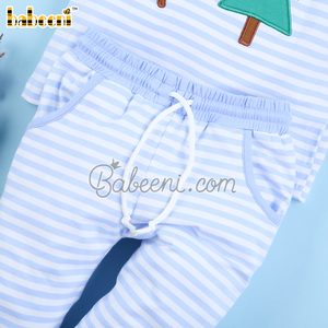 Ensemble de vêtements en coton pour garçon avec broderie personnalisée faite à la main, motif cerf et sapin de Noël, certifié OEKO-TEX de luxe - Product Image 6