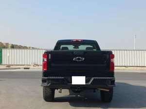 Camioneta Chevrolet Silverado Doble Cabina 2024 Usada a Precio Accesible, Lista para Enviar - Product Image 2