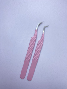 Venta al por mayor de pinzas de pestañas curvadas de 90 grados Rosa bebé con caja y espejo de pestañas Juego de Herramientas de extensión de pestañas logotipo OEM disponible - Product Image 5