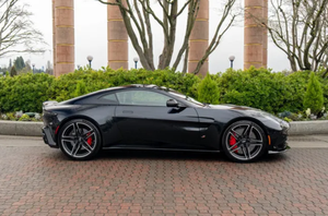 SCFSMGMW8TGN11442 Coupé Deportivo de Lujo Industrial con Tracción Trasera, Motor V8 Twin Turbo de 4.0L, 680hp, 800Nm de Torque, Velocidad Máxima de 325km/h, OEM, Bajo Kilometraje - Product Image 2