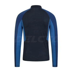 Rash Guard de style unique, sur mesure, couleur unie, nouveau design, fabrication professionnelle - Product Image 2