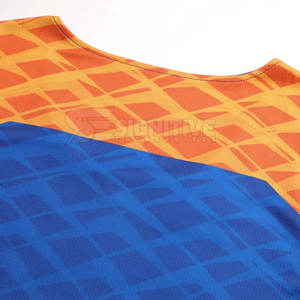 Uniforme de Baloncesto de Alta Calidad con Tela Transpirable para Movimientos Rápidos en la Cancha, Estilo Profesional - Product Image 4