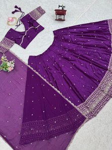 Designer de luxe broderie lourde mariée Lehenga Choli fabriqué à la main pour Bollywood pour Hollywood mariage festif été traditionnel - Product Image 6