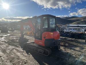 Mini-excavatrice Kubota KX033-4 2019 - Chargeur compact durable de 3,3 tonnes avec fonctionnement fluide - Product Image 6