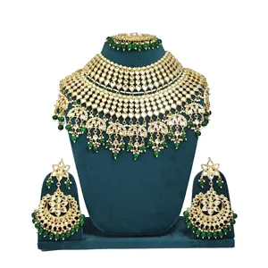 Juego de Collar de Novia de Acero Inoxidable con Perlas Verdes Chapadas en Oro y Kundan, Joyería Fina con Circonita para Boda - Product Image 1