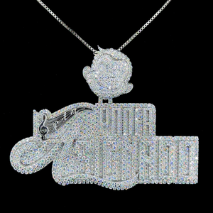 Colgante Cristiano de Plata de Ley 925 Personalizado, con Moissanita VVS de Corte Brillante, Letra con Nombre, Certificado, Personalizado en Oro de 10K - Product Image 1