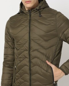 Nouvelle arrivée : Doudoune matelassée imperméable et coupe-vent à capuche pour homme, grande taille, sans coutures, compressible, 100 % fibre de polyester, personnalisable - Product Image 6