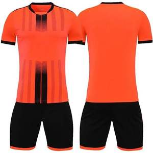 Venta al por Mayor de Camisetas de Fútbol de Manga Corta 100% Poliéster Spandex/Poliéster, Tallas Grandes, Uniformes de Fútbol Personalizados para Hombre, Conjunto de Ropa Deportiva - Product Image 5
