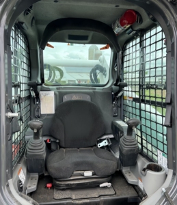 Nuevo cargador de orugas compacto Bobcat completamente inspeccionado con cabina cerrada y aire acondicionado con calentador de cubo a la venta - Product Image 5