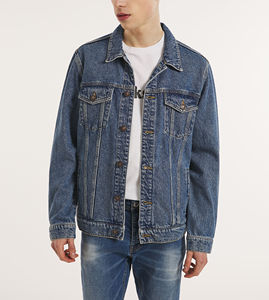 แจ็คเก็ตยีนส์ผู้ชายสำหรับฤดูหนาว ผ้าฝ้าย 100% เป็นมิตรกับสิ่งแวดล้อม กันลม ผลิตตามแบบ OEM ขายส่ง คุณภาพสูง แห้งเร็ว โลโก้ด้านหน้า - Product Image 3