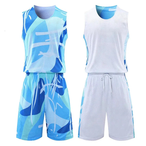 Conjunto de uniforme de baloncesto con logotipo personalizado de talla grande al por mayor con ropa de equipo de tela de poliéster transpirable de secado rápido 100% - Product Image 1