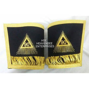 Manchettes de manchettes maçonniques personnalisées en or brodé à la main pour lodge - Product Image 1