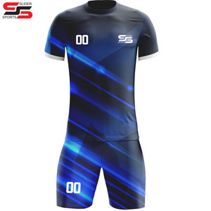 Vente en gros de maillots de football pour enfants, ensemble d'uniformes de football en polyester personnalisés, uniformes de football d'entraînement respirants pour garçons - Product Image 1