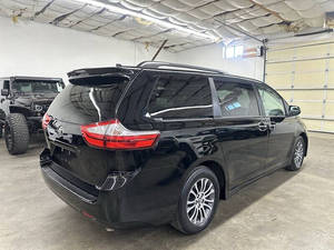 Siena XLE 2019, minivan 8 places, 4 portes - Product Image 5