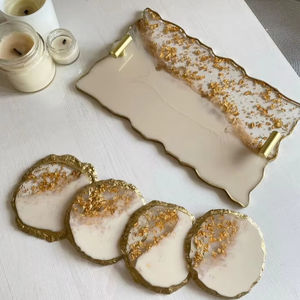 Plateau de service en résine design personnalisé fabriqué à la main par des artisans pour les solutions de décoration de salle à manger et de luxe - Product Image 1