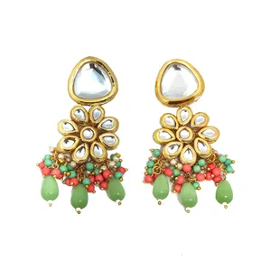 Ensemble de collier long en pierre Monalisa vert menthe Meenakari Kundan pour les occasions de mariage - Product Image 3