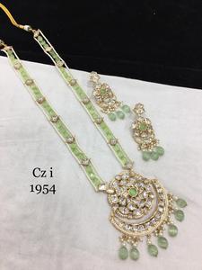 Superbe ensemble de bijoux en mosénite mosaïque Kundan de mariée pour les mariages événements glamour, y compris les fêtes de collier classiques fiançailles - Product Image 4