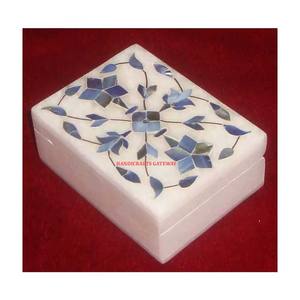 Boîte à bijoux en marbre blanc unique et fait main, en forme rectangulaire, pour articles de décoration d'intérieur, prix bas - Product Image 1