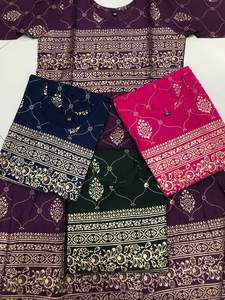 Nouvelle robe de designer tendance Kurti pour filles en rayonne disponible au prix de gros auprès d'un fournisseur indien - Product Image 6