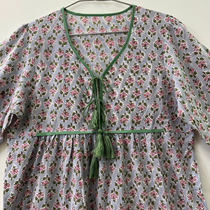 Extrêmement belle apparence élégante Maxi Midi solide robes pour la fête de plage portant des tenues pour les robes de femmes d'été et de printemps - Product Image 1