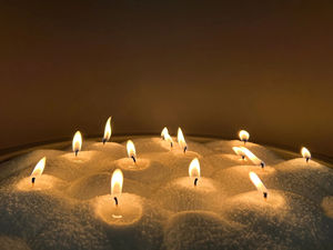 Kit de Cera de Arena para Velas LANJO OEM/ODM de Marca Privada, 1 kg, con 100 Mechas de Algodón, Multicolor, Recargable, Ecológico, Decoración para el Hogar - Product Image 4