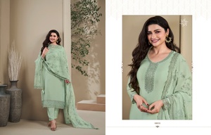 Crepé natural de diseñador con traje de Salwar bordado Moda de mujer Compras en línea al precio más bajo Fabricante de Surat - Product Image 5