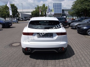 Jaguar E-Pace 2019, SUV con Tracción en las Cuatro Ruedas, Usado, Interior de Cuero Oscuro, Motor de 4L, Opciones de Caja de Cambios Automática y Manual, Volante a la Izquierda, 4x4, Gasolina y Eléctrico - Product Image 6