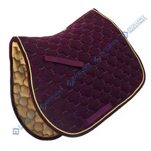 Elegante almohadilla de sillín acolchada de terciopelo con acolchado de espuma Diseño suave para comodidad y estilo de caballo - Product Image 5