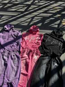 Fabricant de survêtements personnalisés Survêtement à double taille Sweat à capuche avec strass et pantalon de survêtement évasé Ensemble survêtement ample pour hommes - Product Image 6