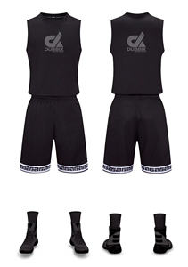 Ensemble de vêtements de sport d'été pour hommes, maillot de basket respirant personnalisé avec logo brodé et sublimé - Product Image 3