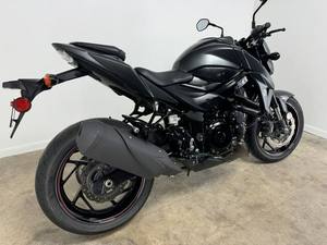 Ventas de motocicletas deportivas GSXS750 749cc 2018 en venta y listas para exportar - Product Image 4