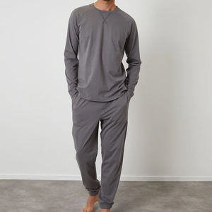 Set piyama katun dua potong untuk pria, kaos lengan panjang dan celana, Set piyama organik pakaian rumah kustom untuk pria - Product Image 4