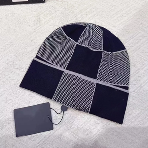 Chapeau en tricot éponge 5 panneaux chaud, imperméable, réglable, unisexe, doublé polaire, avec design écharpe à revers, tendance, sportif, luxueux, uni - Product Image 4