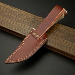 Cuchillo de Caza y Camping de Acero de Damasco Personalizado con Hoja Fija, Mango de Cuerno de Ciervo y Funda de Cuero - Venta al por Mayor - Product Image 4