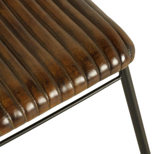 Silla de Bar de Lujo de Estilo Industrial Vintage con Estructura de Metal Negro y Cojín de Cuero Genuino, Muebles de Bar de Diseño Contemporáneo - Product Image 4