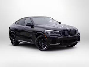 BMW X6 xDriveM50i 2022 légèrement usagée et en bon état - Product Image 4