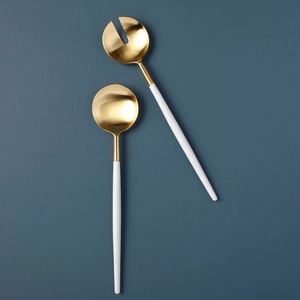 Ensemble de serveurs à salade en acier inoxydable haut de gamme, ustensiles de service en métal doré de qualité supérieure pour hôtels, stations balnéaires et restaurants - Product Image 4