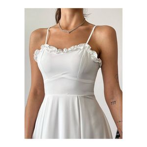 Vestito nero lungo in tessuto Jessica con cinghie di corda e dettaglio del petto - Product Image 2