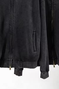 ชุดสเวตสูทแบบเรียบ ไม่มีลาย พร้อมโลโก้สั่งทำ เสื้อฮู้ดดี้ทรงหลวม แขนเสื้อแบบดรอปโชลเดอร์ และกางเกงขายาวทรงตรง - Product Image 5