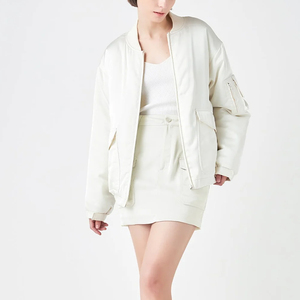 Chaqueta de satén de alta calidad hecha en fábrica al por mayor para las señoras nueva chaqueta de bombardero de satén de diseño casual de las mujeres - Product Image 4