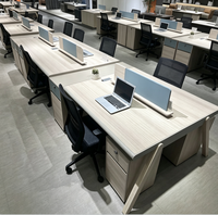 Bureau de travail modulaire moderne pour 4 personnes, table de personnel commerciale avec écran de séparation, tiroirs et armoires