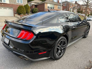 Ford Mustang 2021 en Perfectas Condiciones - Product Image 4