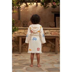Peignoir pour enfants Varol 100% biologique, écologique, fait main, design basque, motif dessin animé 'Traffic', lavage à la main - Product Image 2