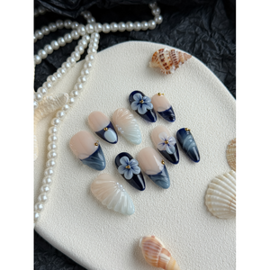 Sapphire Shore - Adhesivos Elegantes para Uñas con Diseño de Arte de Uñas para Mujer - Product Image 2