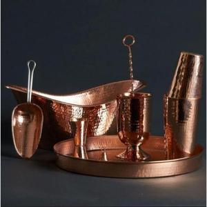 Cubo de hielo de cobre hecho a mano con acabado resistente al deslustre para la longevidad y capa aislante para un enfriamiento prolongado - Product Image 4