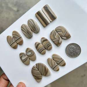 Paire de pierres précieuses en forme de poire, quartz de guérison de haute qualité, à dos plat, en cristal lisse - Product Image 2