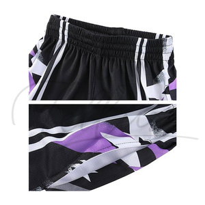 Ensemble d'uniformes de basket-ball pour jeunes garçons, personnalisable, respirant, de haute qualité, 100% polyester, séchage rapide, évacuation de l'humidité, confortable - Product Image 5