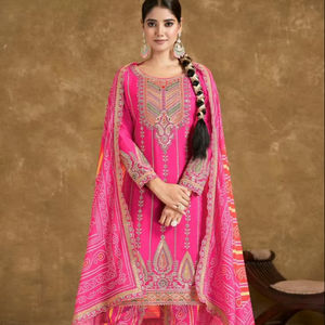 Salwar Kameez Nakshatra Bandhini para Bodas y Fiestas Formales - Product Image 1